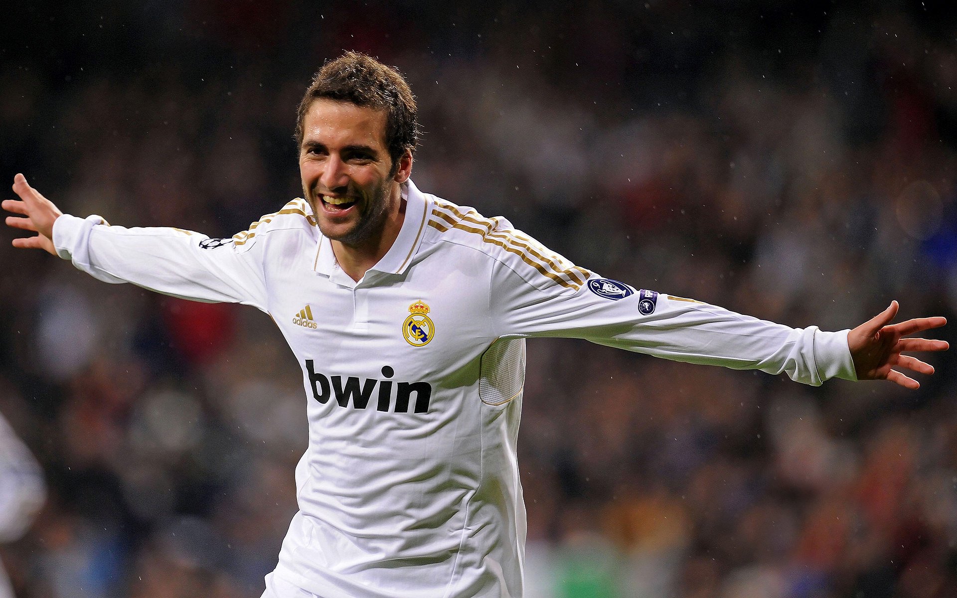 kaiyun登录入口-意甲:那不勒斯4-1完胜乌迪内斯,奥斯梅恩连续破门,那不勒斯意甲历年排名